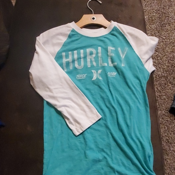 hurley baseball tee